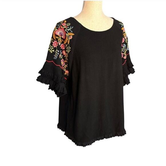 Embroidered Black Boho Blouse Women SZ Medium Bell Sleeves Cotton Blend Umgee - Picture 5 of 7